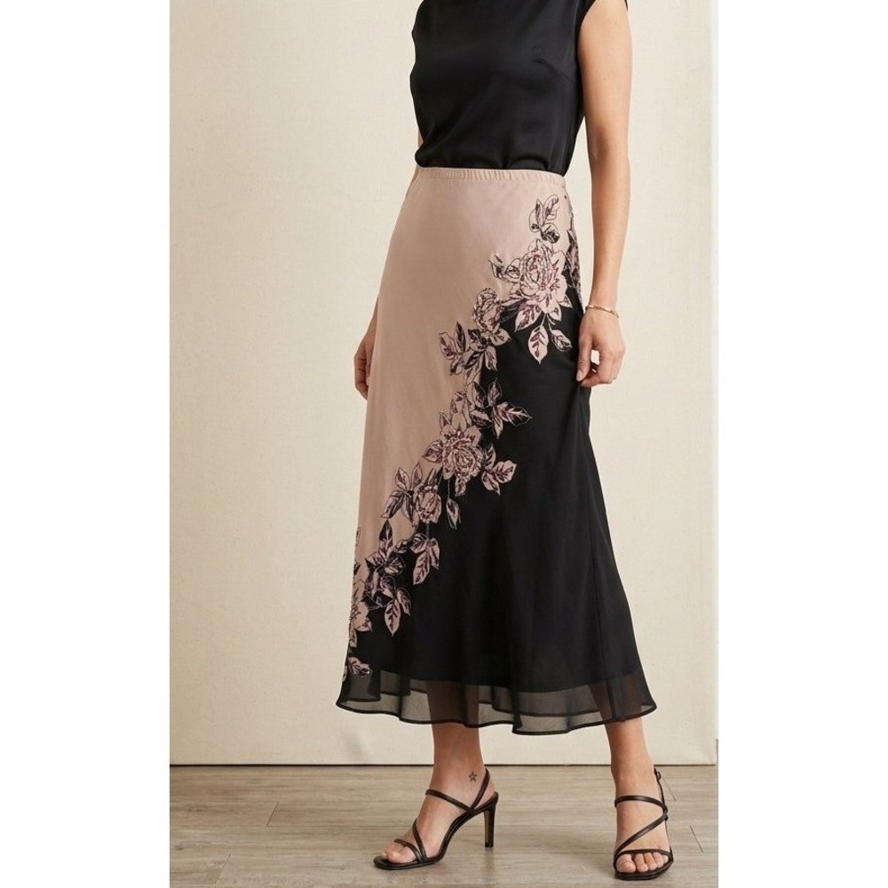 Adrianna Papell Silk Light Pink Black Beaded Rose Bias Cut Midi Skirt Size 8